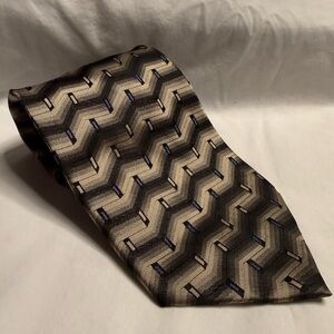 Croft & Barrow Black and Tan Zigzag Tie
